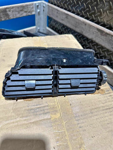Vent Insert R33 NISSAN SKYLINE R33 CENTRE AIRCON VENTs – Import Parts & Mechanical