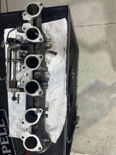 Load image into Gallery viewer, NISSAN SKYLINE R32 GTR INLET MANIFOLD