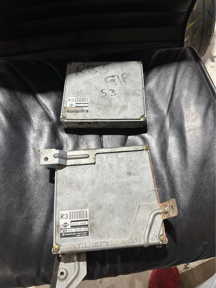 NISSAN R33 GTR ECU BOTH S2&S3