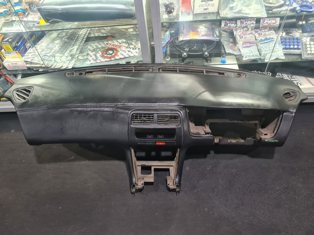 Nissan Silvia S14 Dash